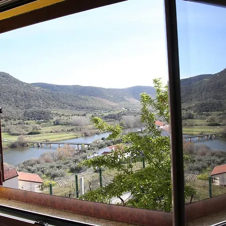 Oda ve Kahvaltı Coracao D'ouro Torre De Moncorvo